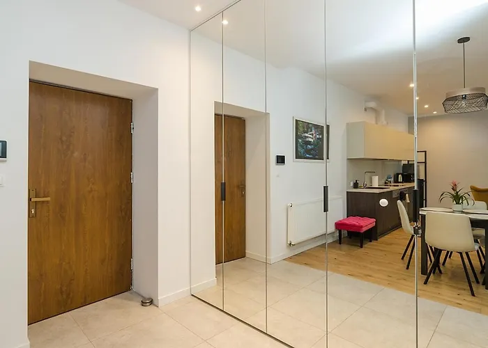 Apartment Center Piekna Street *