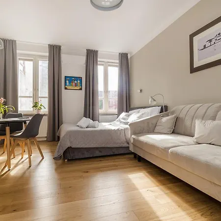 Apartment Centre Piekna Street Warschau
